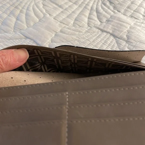 LODIS wallet - Picture 7 of 9